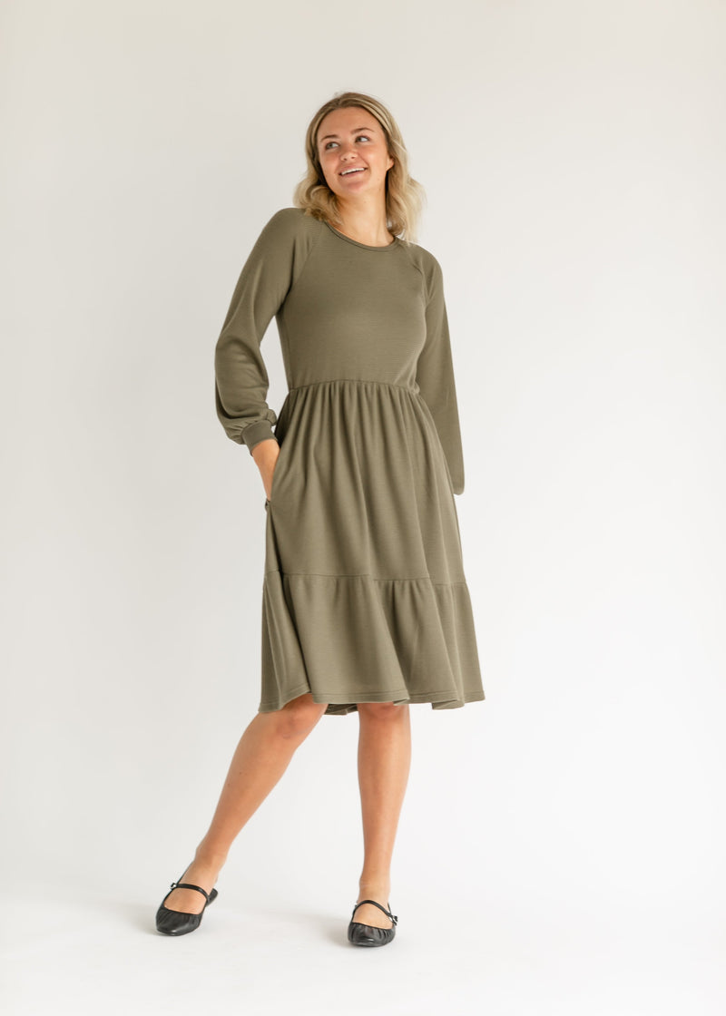 Luna Tiered Midi Dress