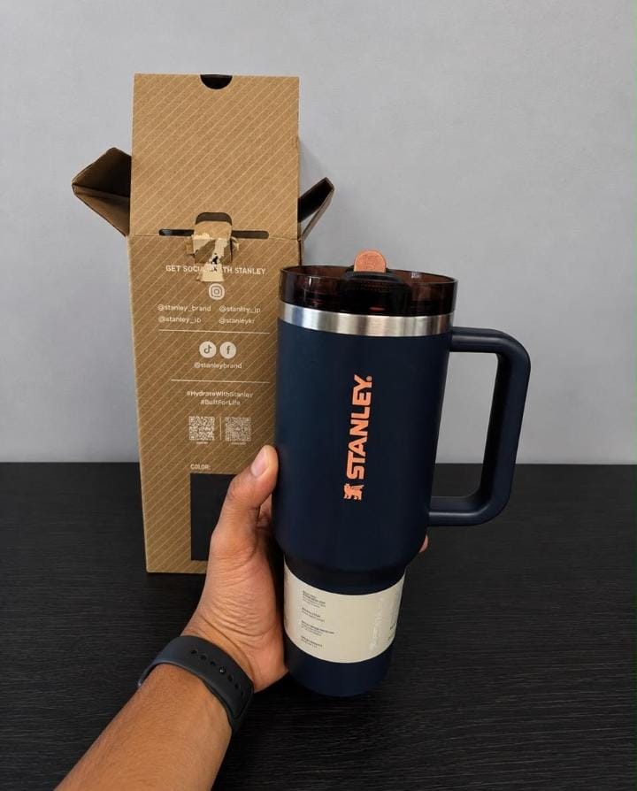 Stanley Quencher H2.0 FlowState Tumbler 40oz / 1.18L – Navy Blue