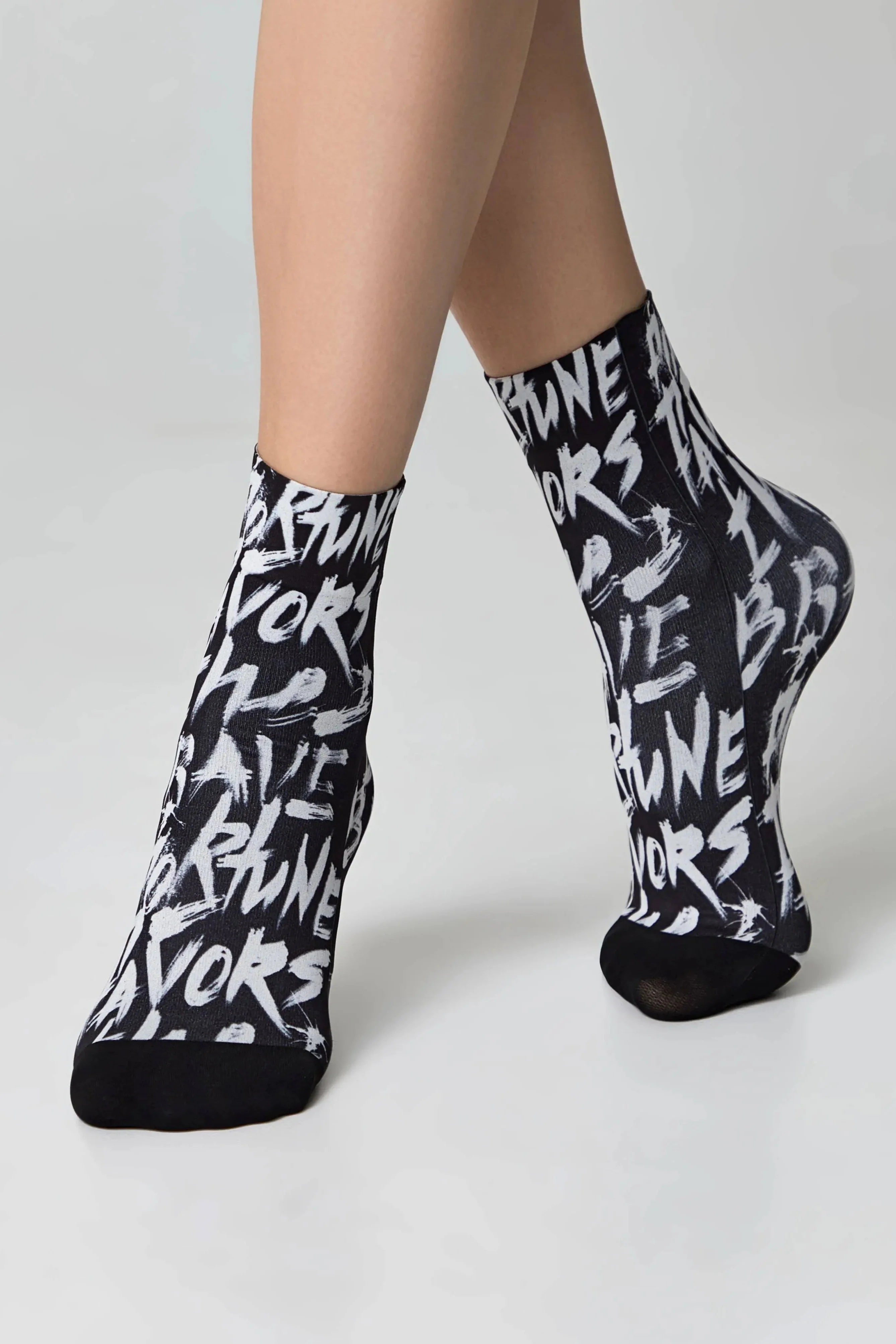 Dense Socks Conte Fantasy 911 - Brave Pattern Main image