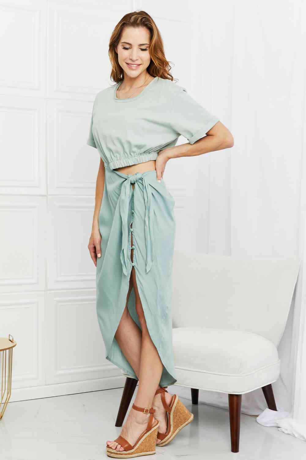 HEYSON Make It Work Cut-Out Midi Dress in Mint